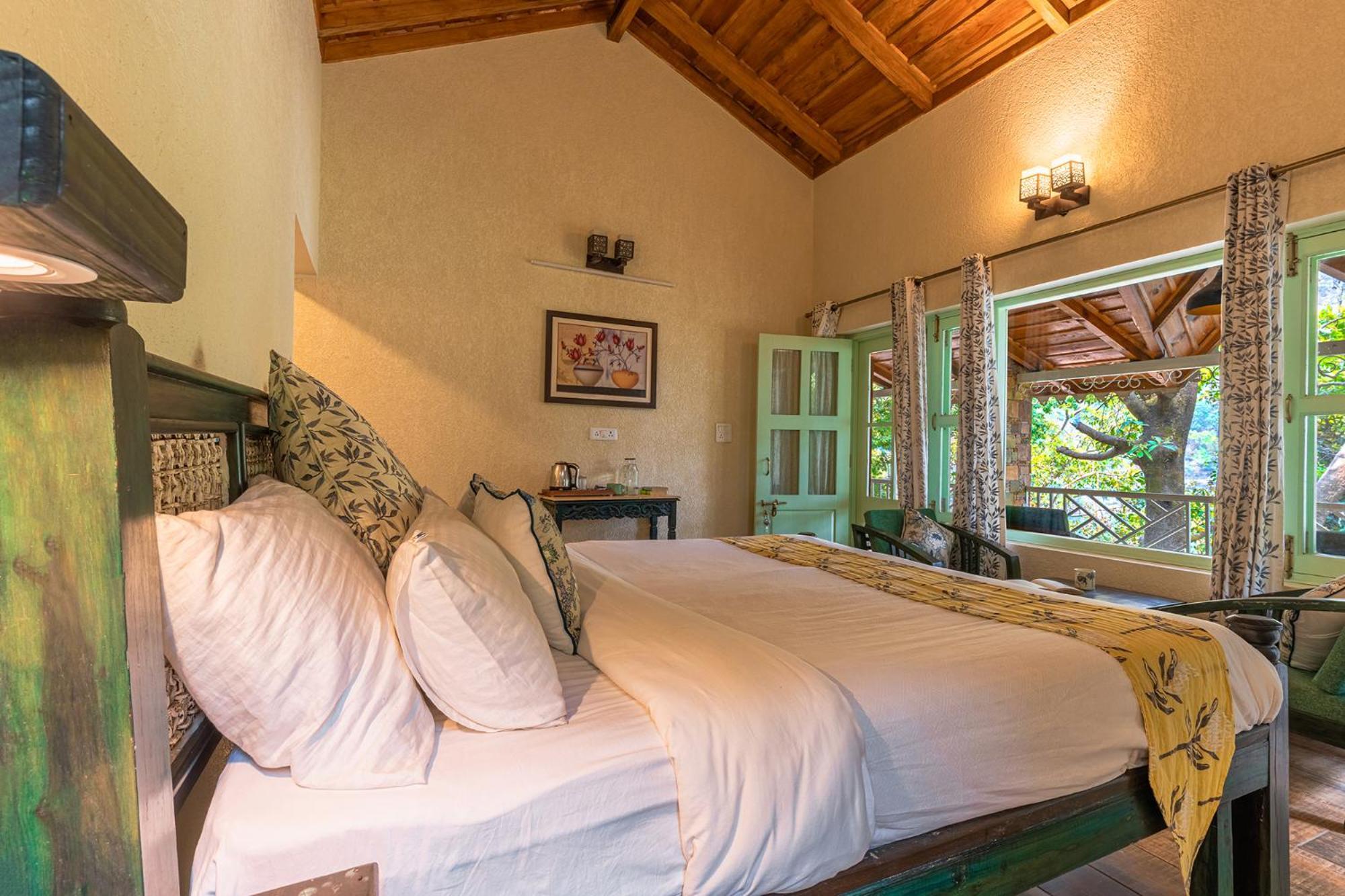 Malusara Retreat By The Lake Bhimtal Exterior photo