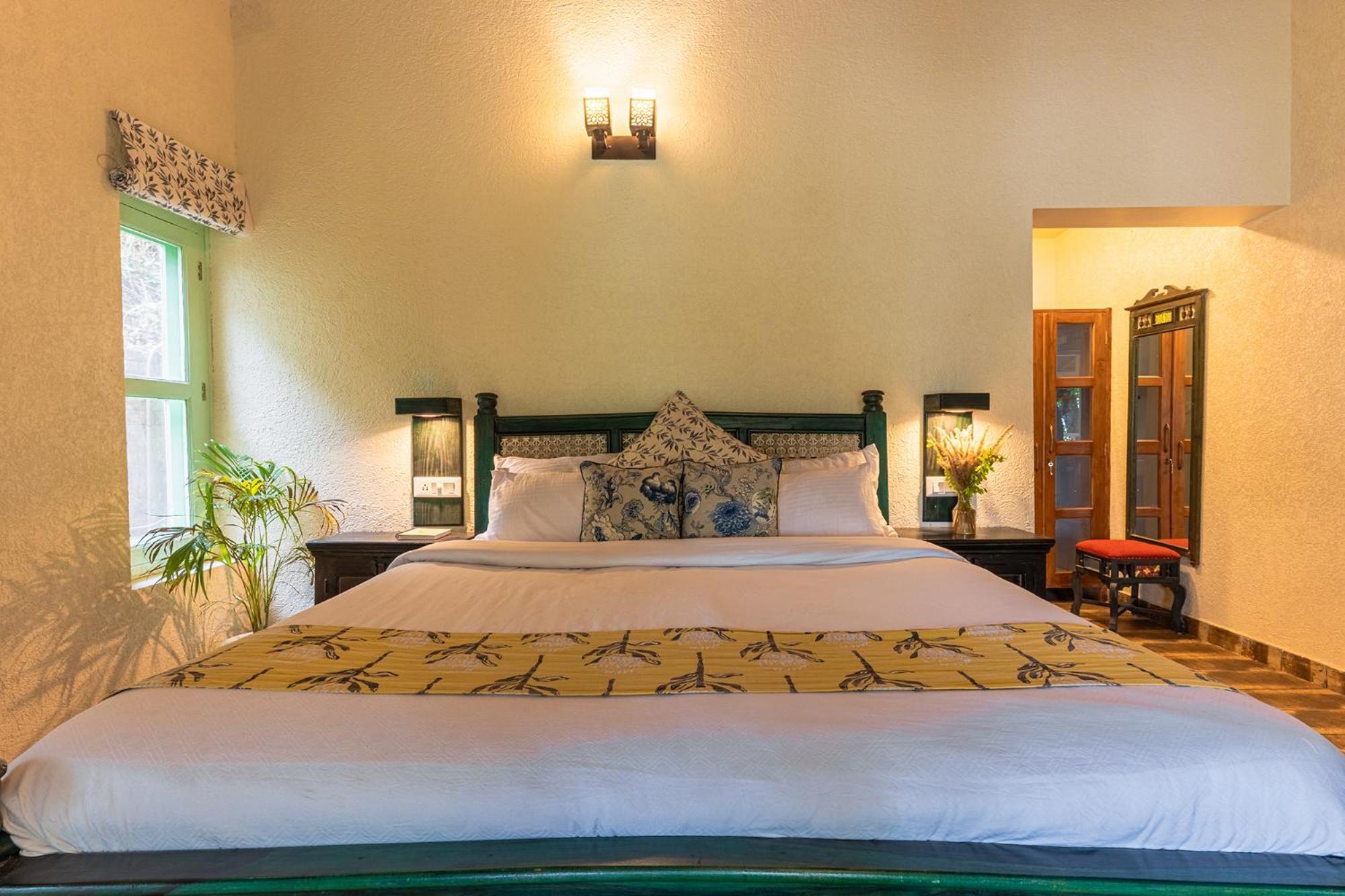 Malusara Retreat By The Lake Bhimtal Exterior photo