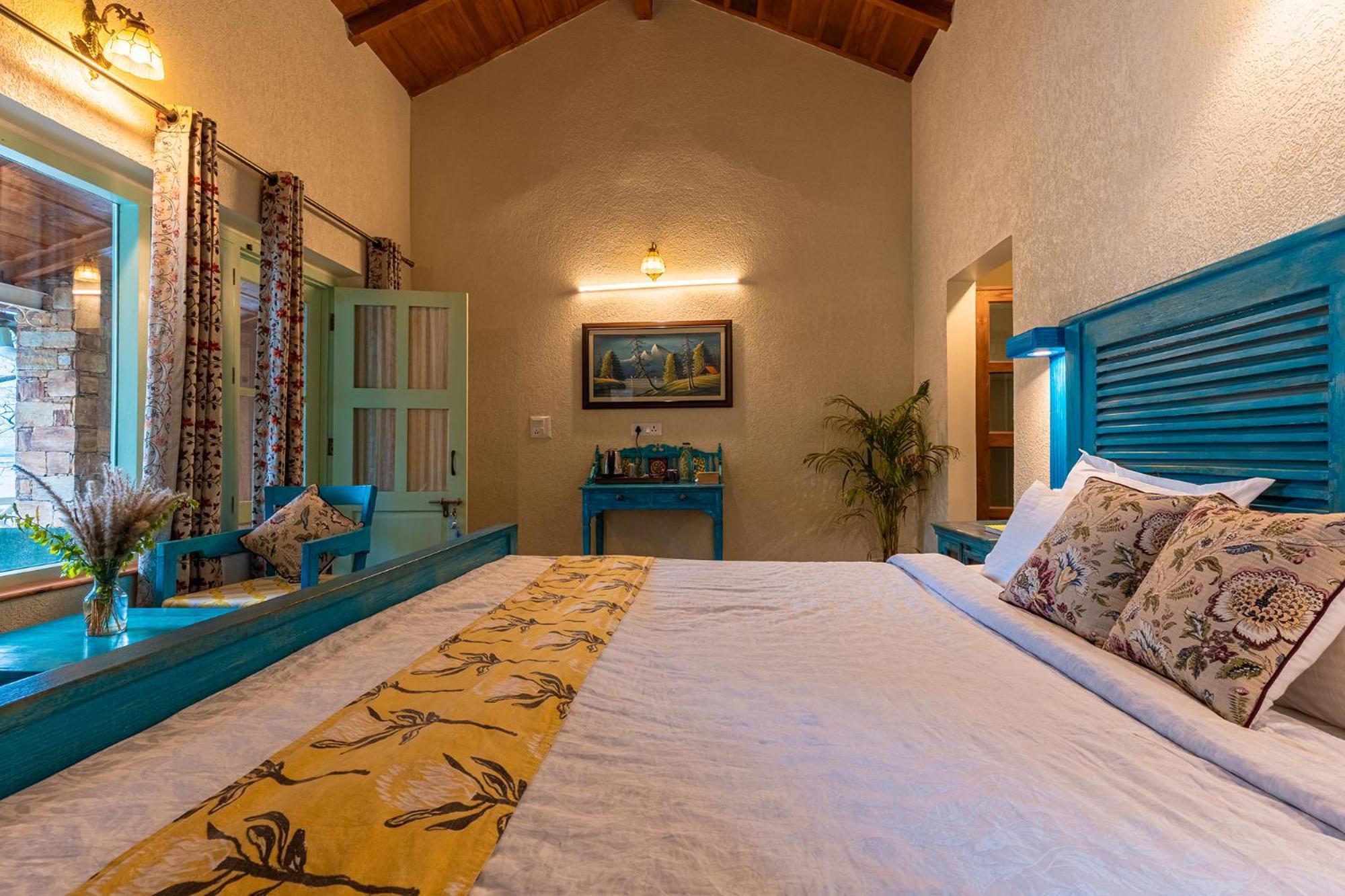Malusara Retreat By The Lake Bhimtal Exterior photo